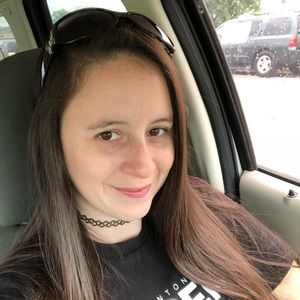 Meet your Posher, Jaclynn